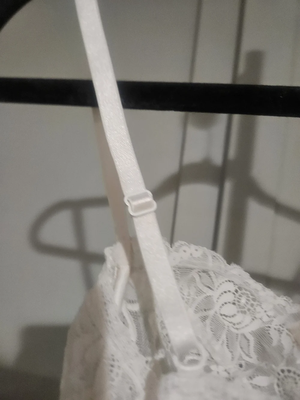 Vintage Victoria’s Secret Lace Teddy Bodysuit White Bridal Lingerie USA. Large